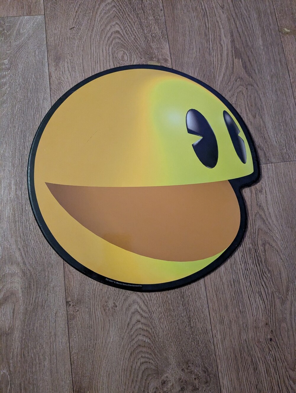 NWT. Pac-Man Yellow Smiley Wall Decor